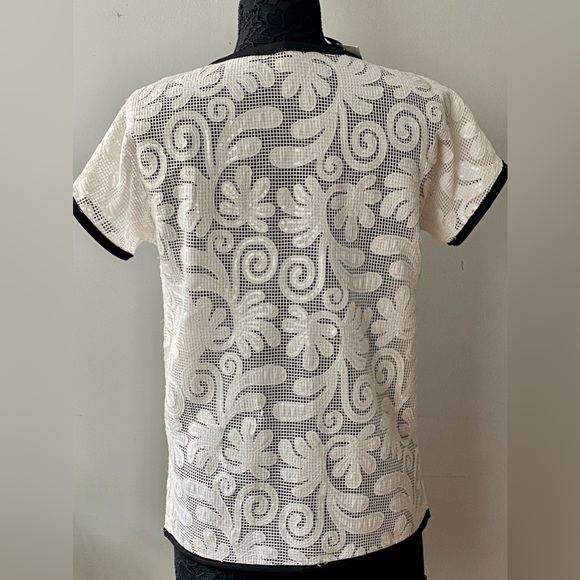 Grayse NWT Short Sleeve Open Front Sequin and Appliqué Cardigan - Picture 6 of 6